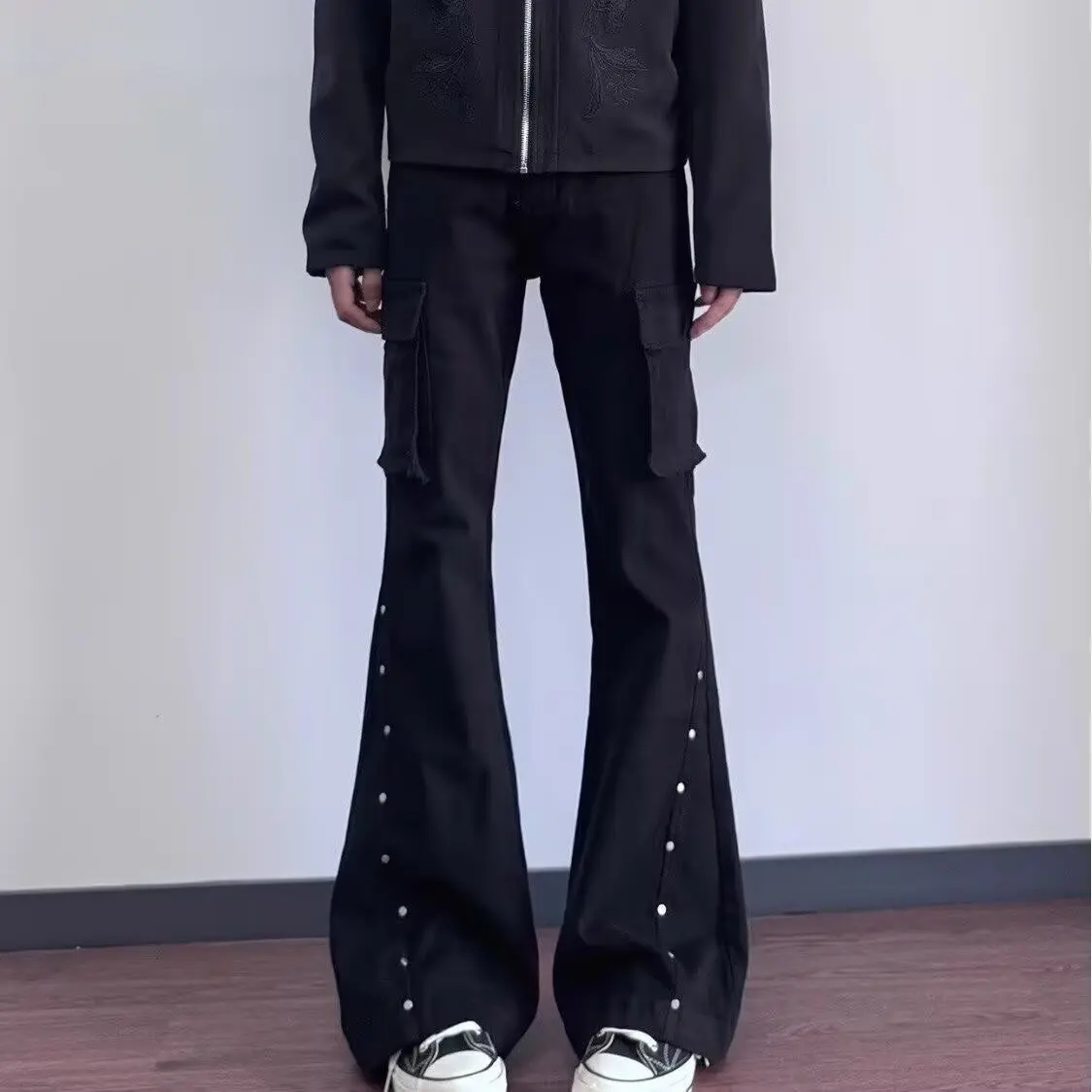 

Расклешенные джинсы, мужские повседневные джинсовые заклепки, черные брюки, широкие свободные мешковатые джинсы, тонкая модная брендовая одежда, мужская одежда