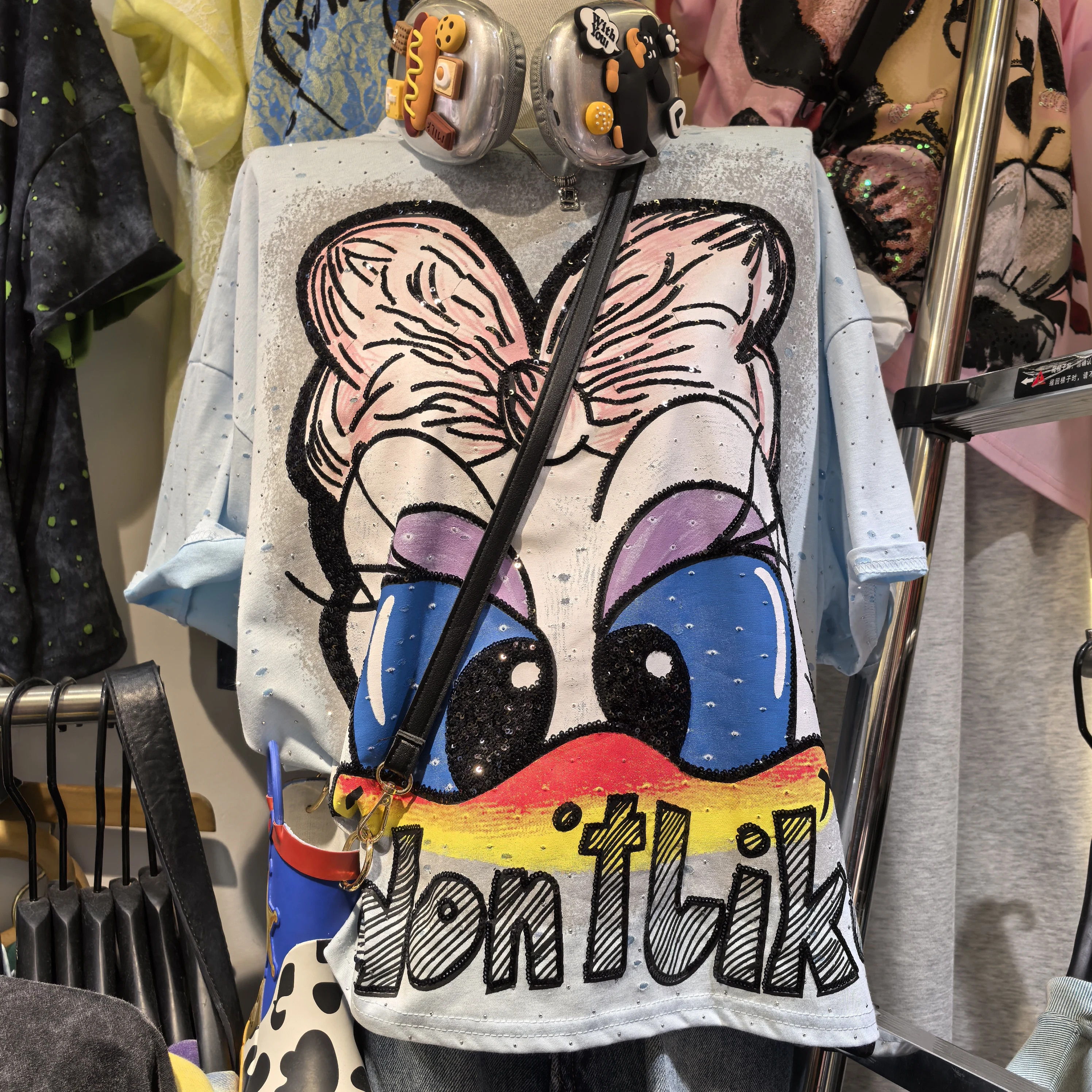 

Full Diamonds Hot Drilling Cartoon Short Sleeve T-shirt Spring Summer Loose O-neck Pullover Top Streetwear Cute Students Tees