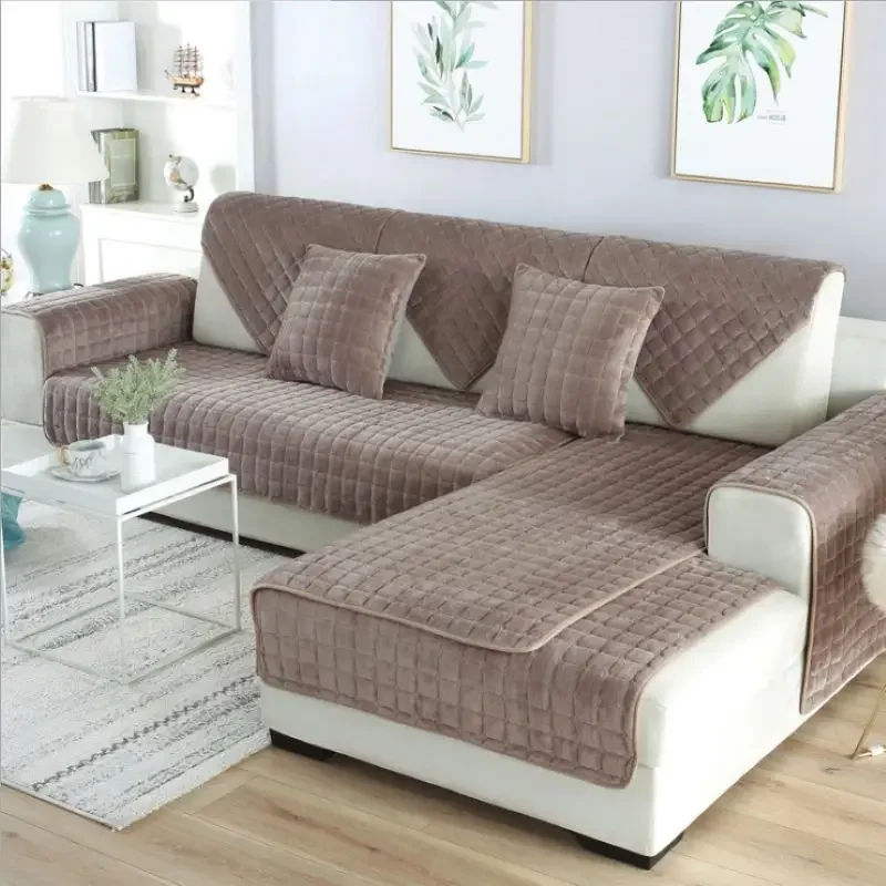 Solid Color Red Soft Thicken Flannel Quilted Sofa Towel Warm Plush Sofa Cover Anti-slip Couch Covers for Sofa Floor Mat