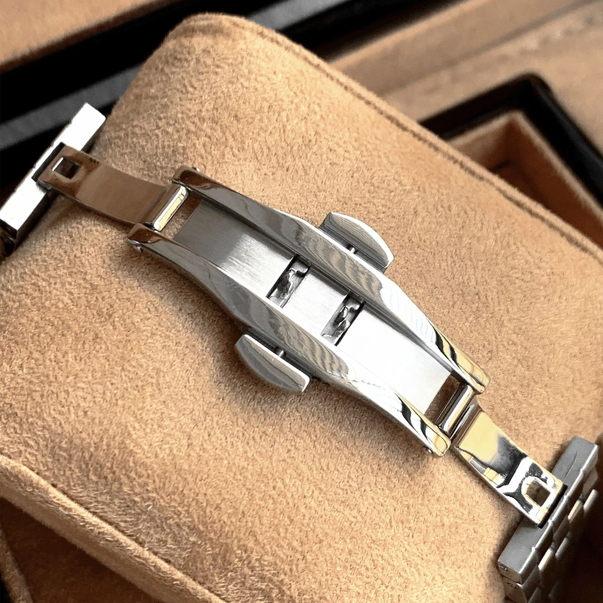 UTHAI CQ460 高級感のあるファッショナブルなメンズウォッチ、トレンドの防水クォーツ時計、ビジネス時計、男性用時計