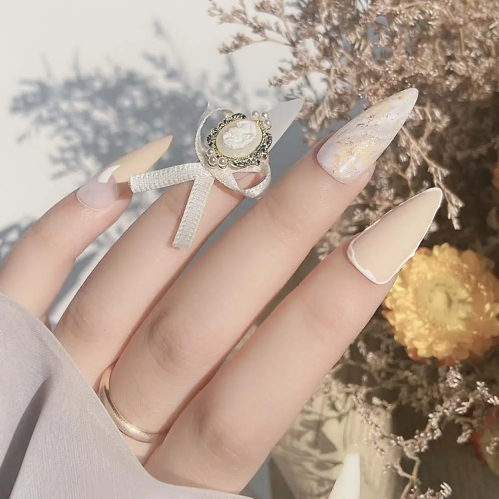 Filles Baroque abstrait diamant perle rétro beauté tête ornements Nail Art strass manucure bricolage décoration d'ongles