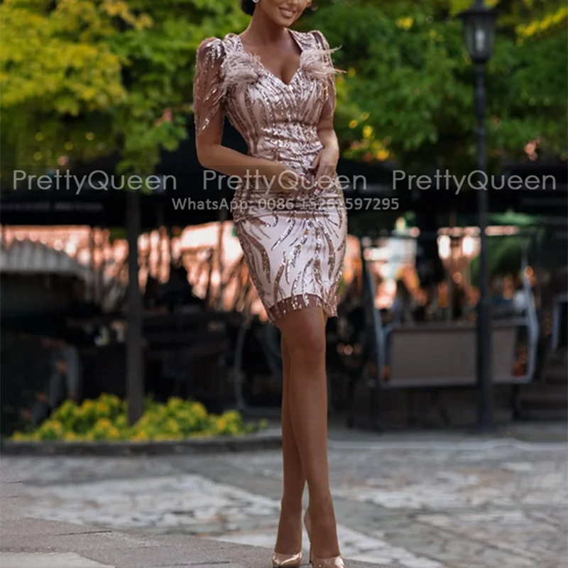Robe de soirée fourreau à paillettes scintillantes, col en V, manches courtes, plumes, robes de bal courtes personnalisées pour femmes