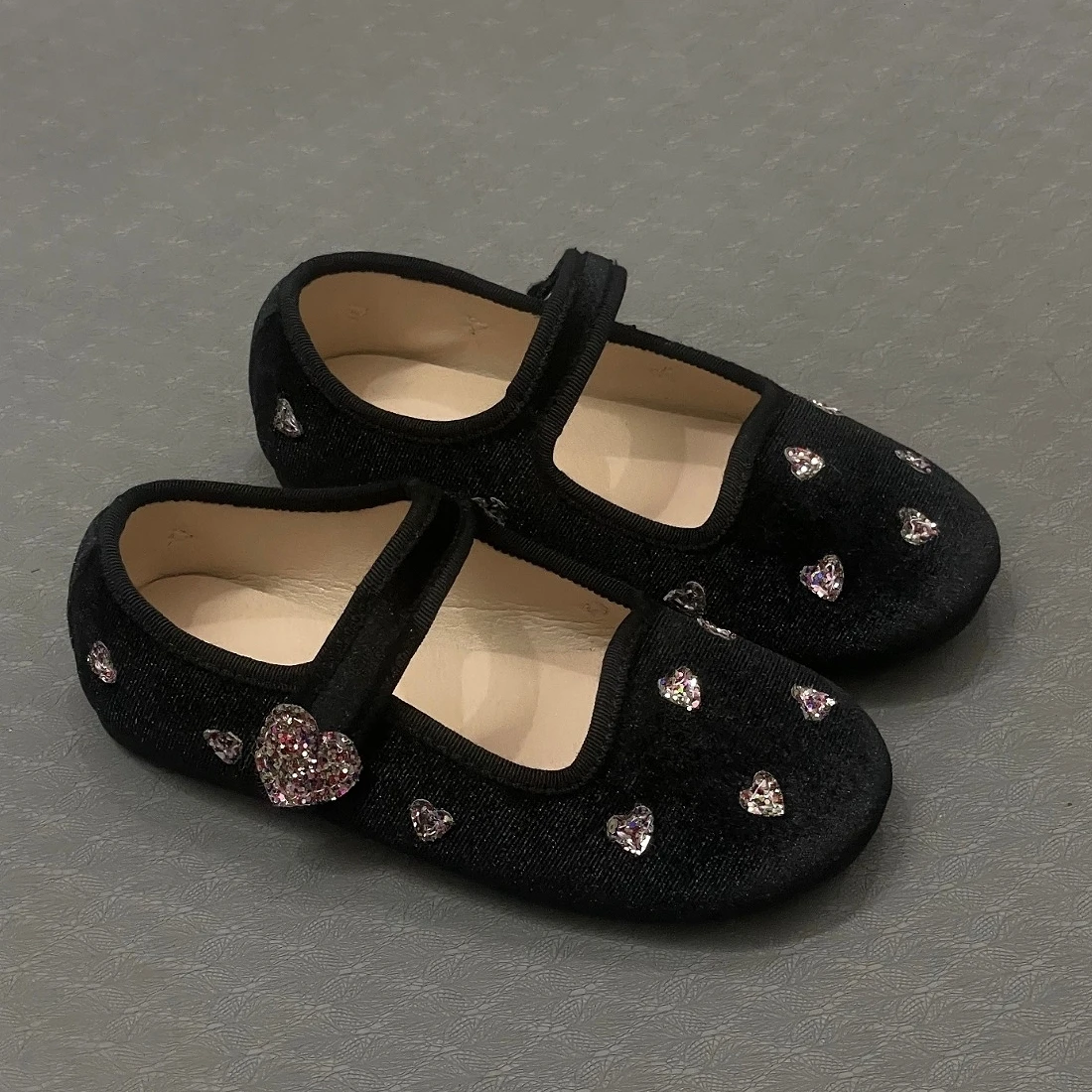 Heart Shape Black Decoration Princess Shoes Fashion Dressing Shallow Mouth Travel Camping Performance Girls' Shoes