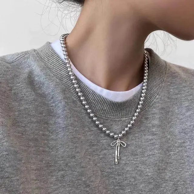 Modny Choker z zawieszką Wdzięczny naszyjnik z kokardką Naszyjnik Choker z szarymi perłami Biżuteria na szyję Akcesoria