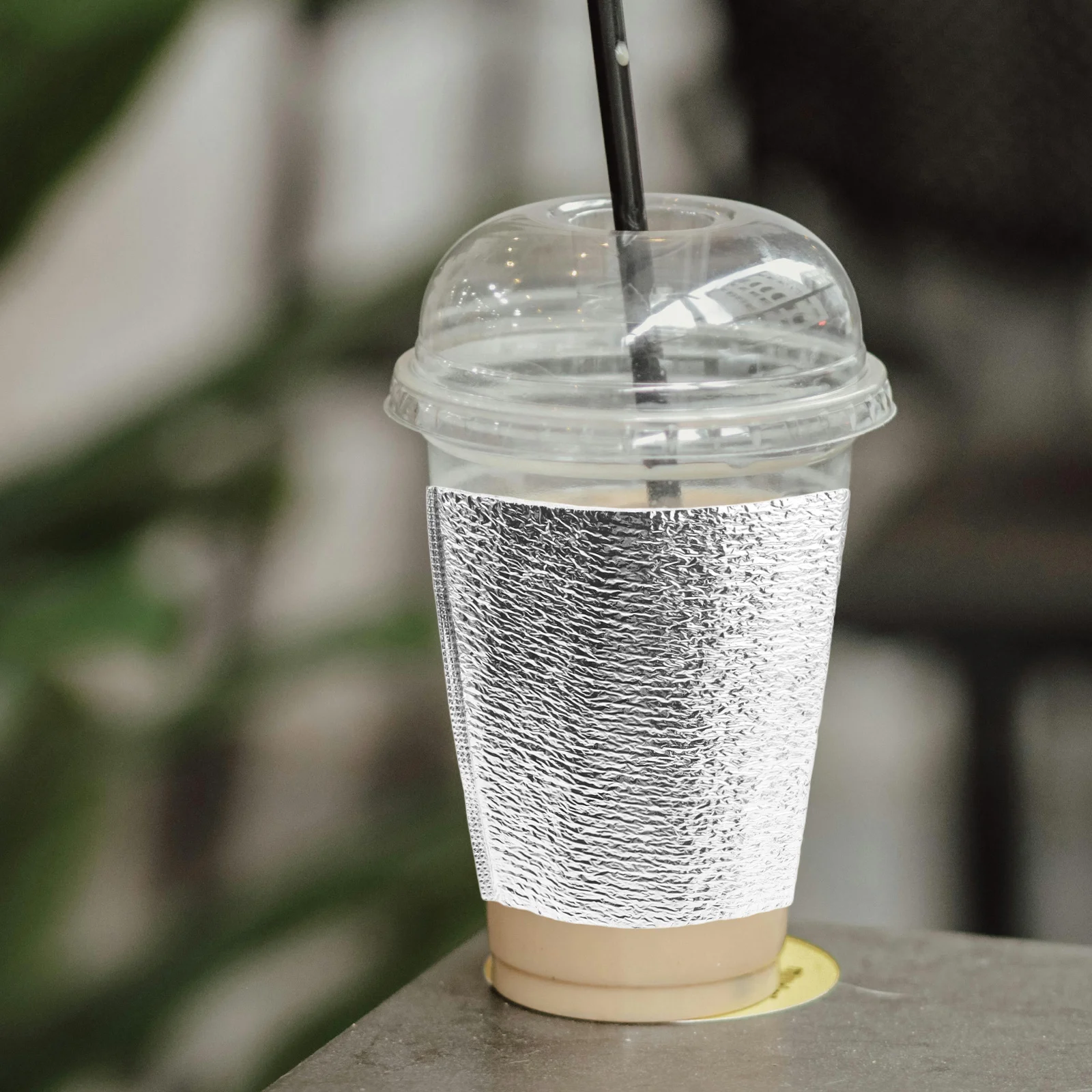 

200Pcs Cup Sleeves Reusable Insulated Coffee Cup Sleeve for Hot and Cold Drinks 5.50x4.79inch Thermal Anti-Slip Grip Decorative