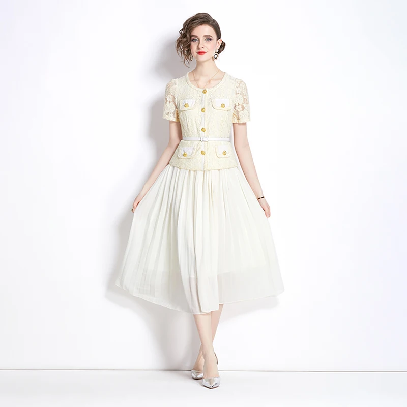 Designer Fashion Women Square Collar Midi Dress 2024 New Summer Lace Patchwork Chiffon Metal Buttons Pleated Clothes With Belt