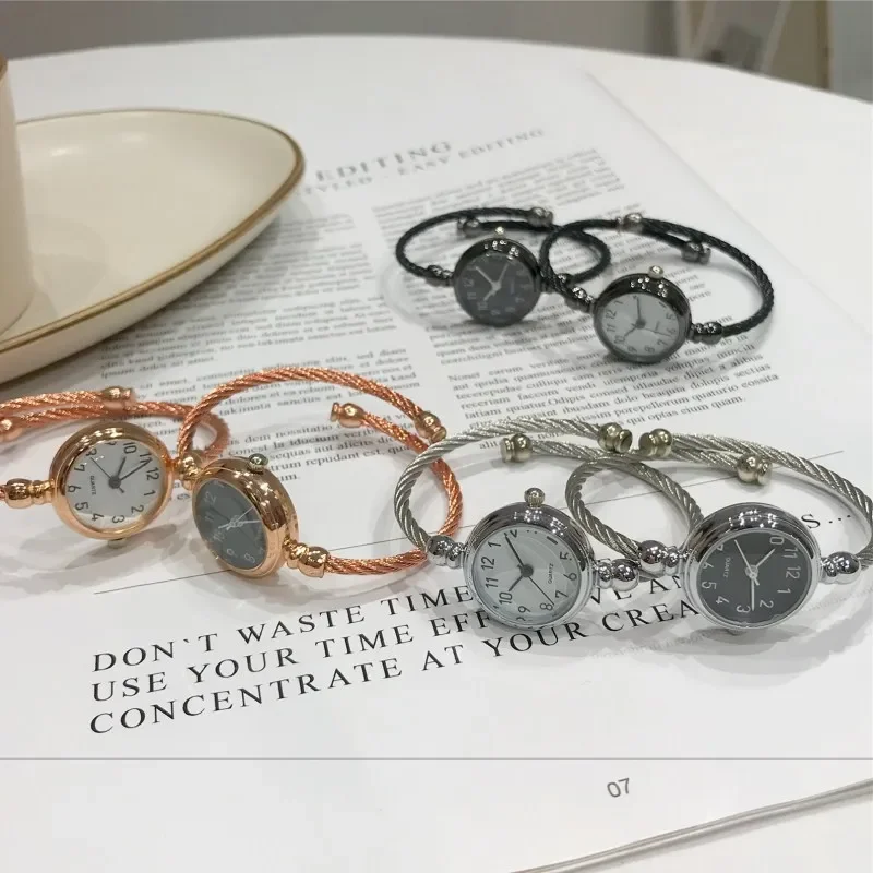 Women Watches Small Gold Bangle Bracelet Watch Stainless Steel Retro Ladies Quartz Wristwatch Clock Fashion Dress Watch