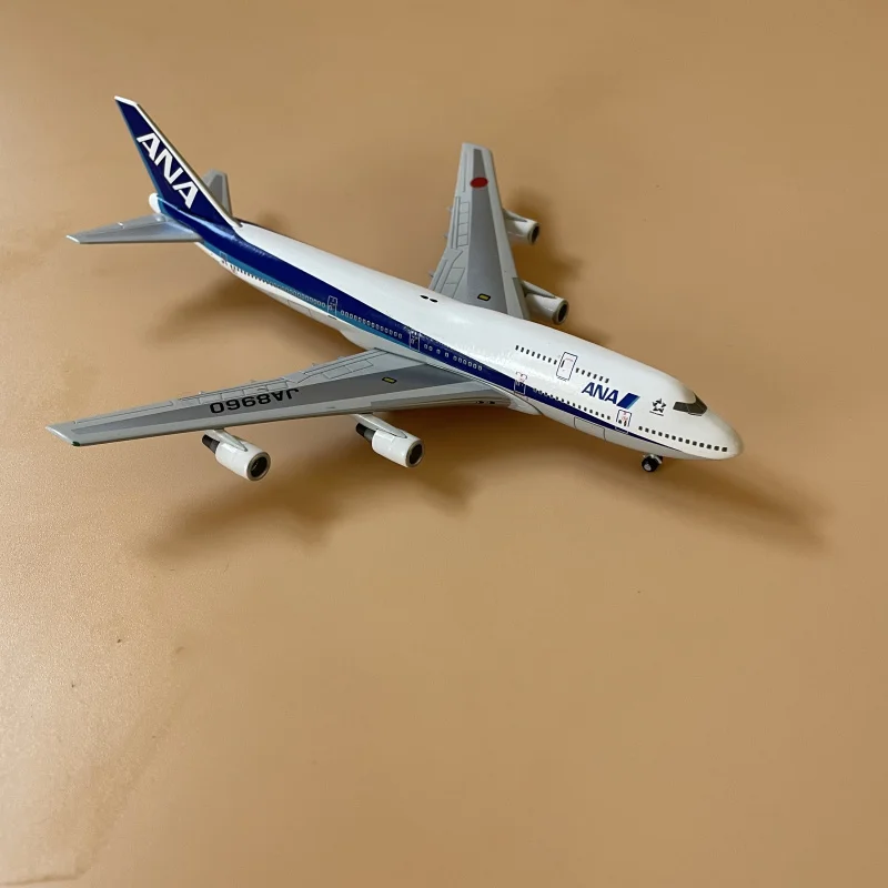 Metal 1:400 Ana Trading B747-400D JA8960 Plane diecast Model