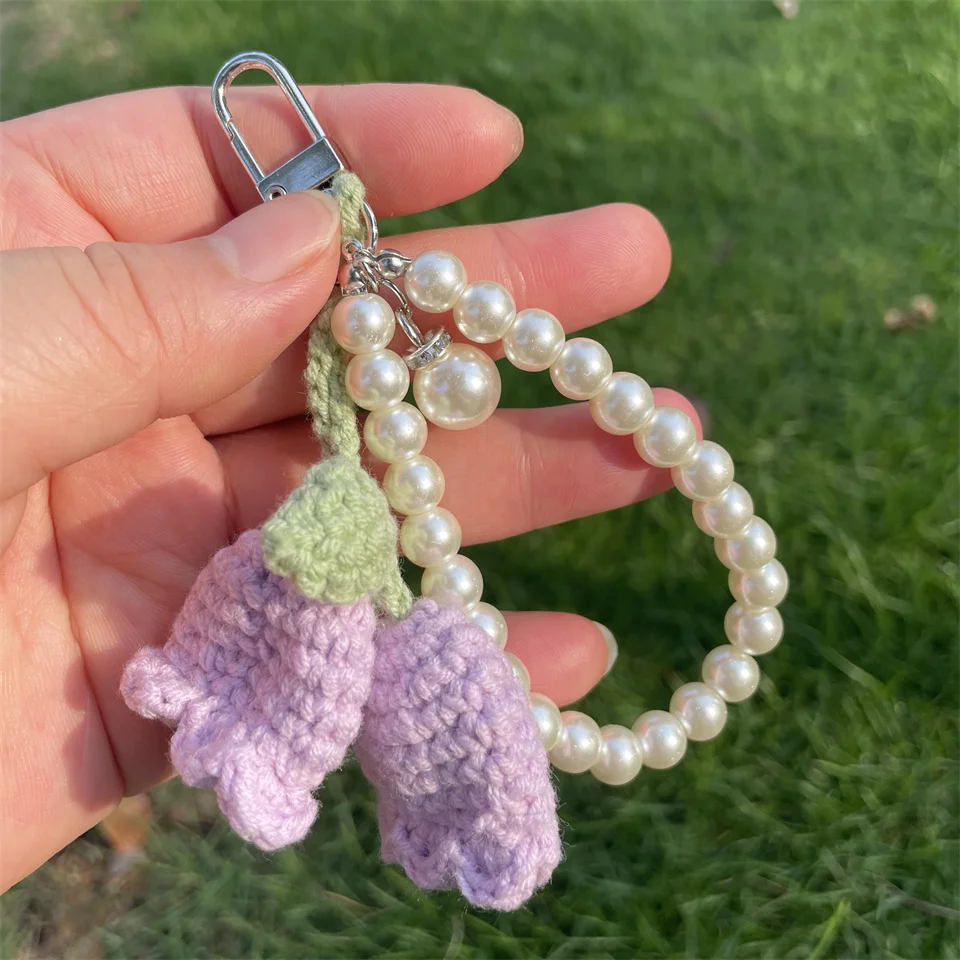 New hand knitted lily of the valley flower keychain key ring women's crocheted wool floral leaf key ring chain handbag charm gif