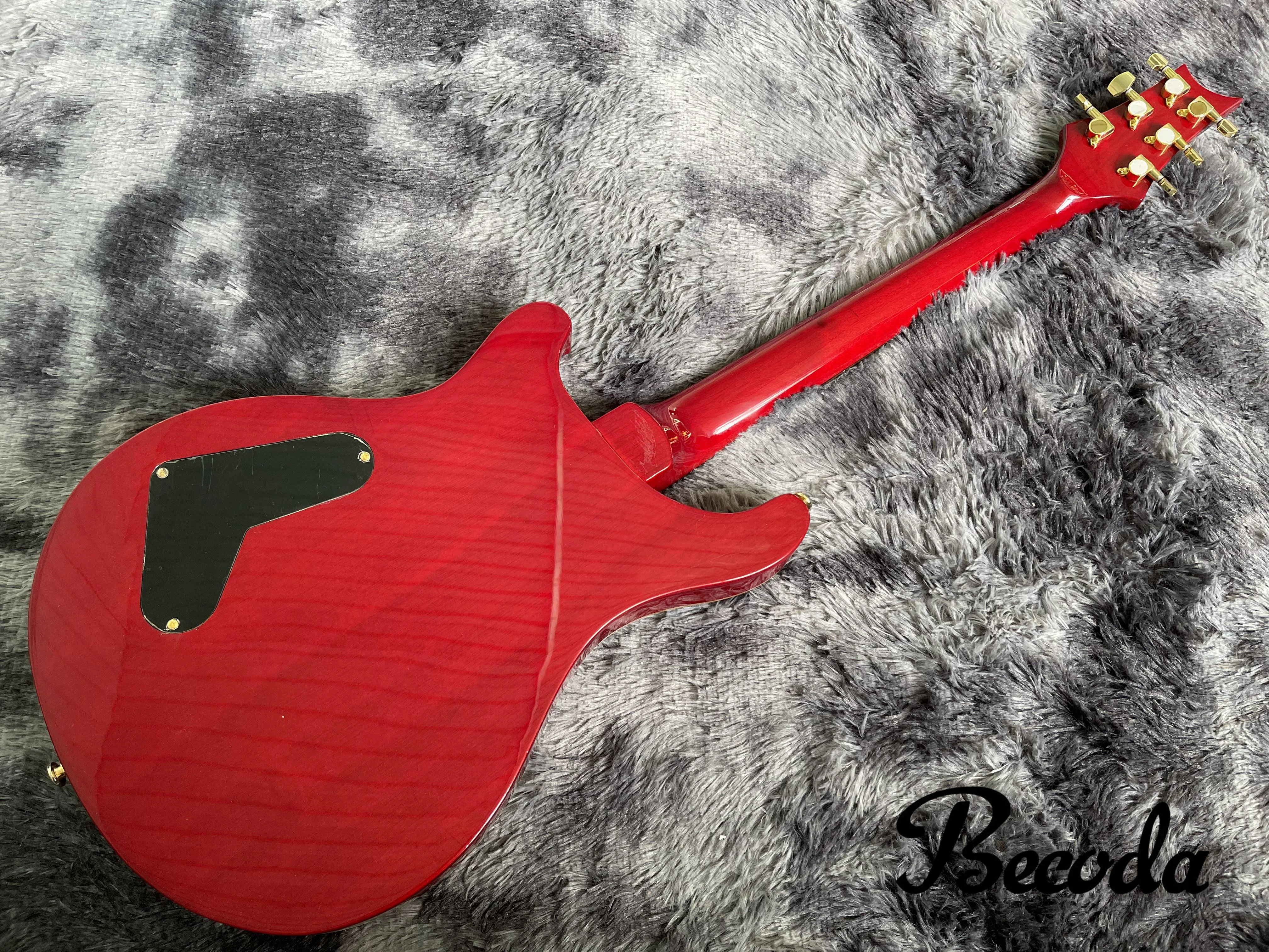 China Becoda OEM  Electric Guitar PR sguitar Dragon body maple top, in stock.