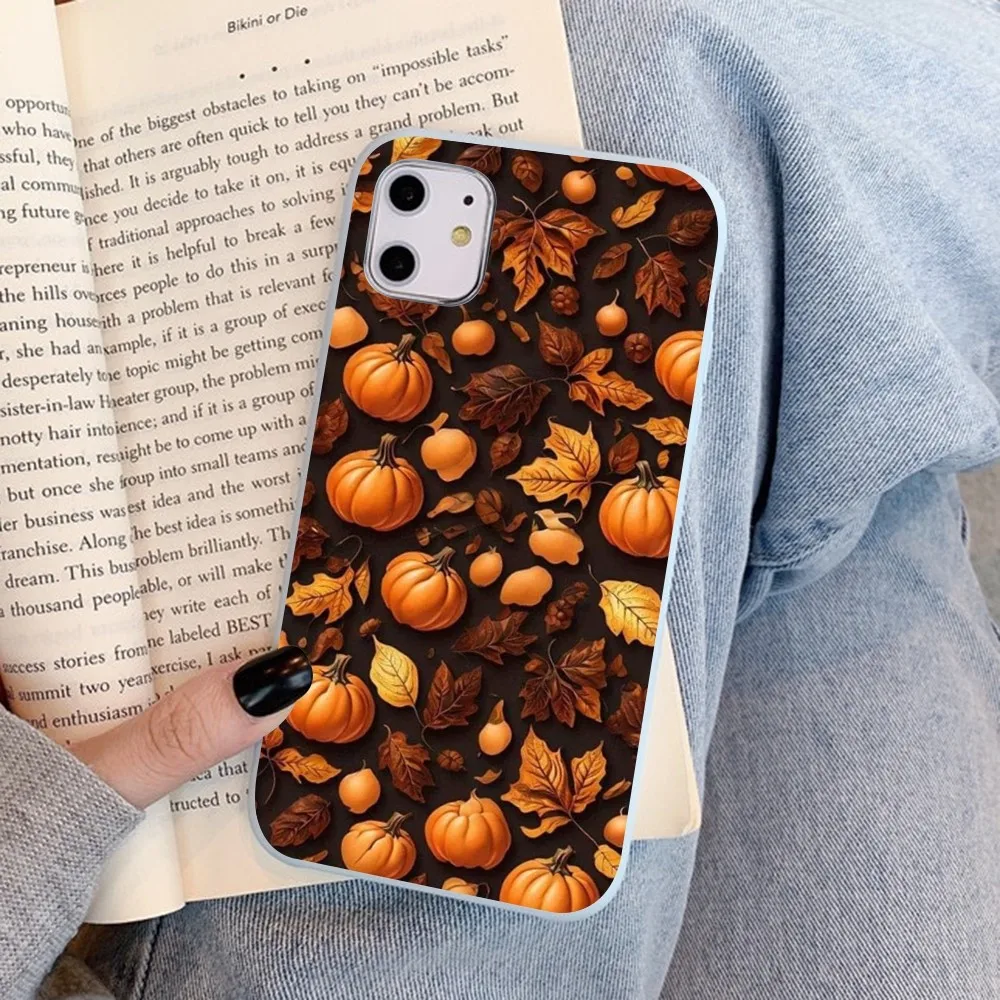 Pumpkin Happy Fall Autumn Phone Case For IPhone 14 11 12 13 Mini Pro Xs Max 8 7 6 6S Plus X XR Solid Candy Color Case