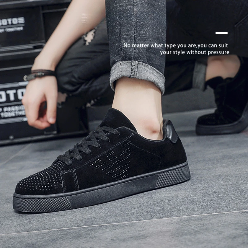 أحذية رجالية عادية رجل من جلد الغزال الماس أحذية رياضية عصرية عصرية أحذية رياضية متخصصة ملهى ليلي روح أحذية رجالي حجر الراين