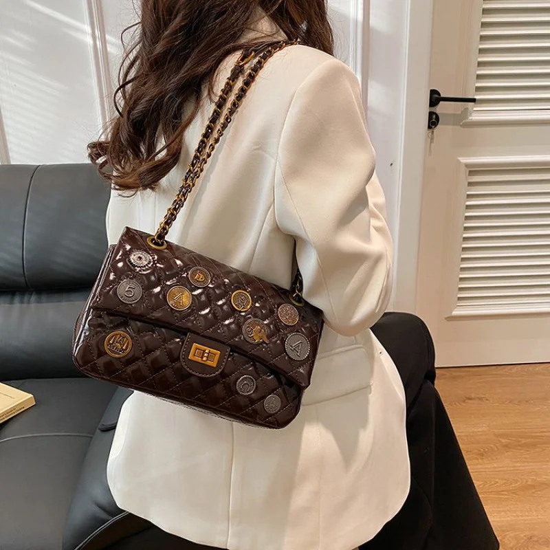 

Durable Leather Shoulder Bag Ladies Crossbody Handbag Messenger Tote With Reinforced Stitching Designer