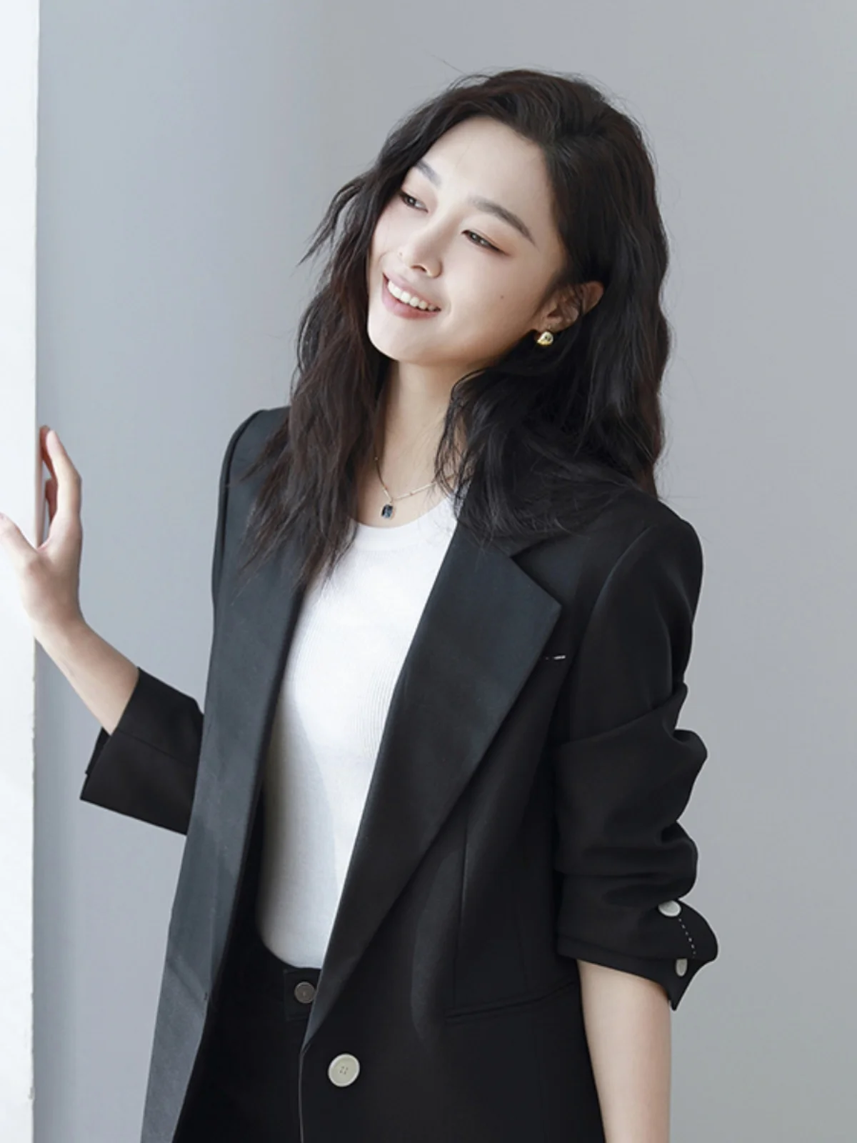 

Костюм Hooton на одной пуговице Jaet, Новое поступление, женское пальто премиум-класса Faion Spring 2024, классическое индивидуальное пальто, дизайн на одной пуговице