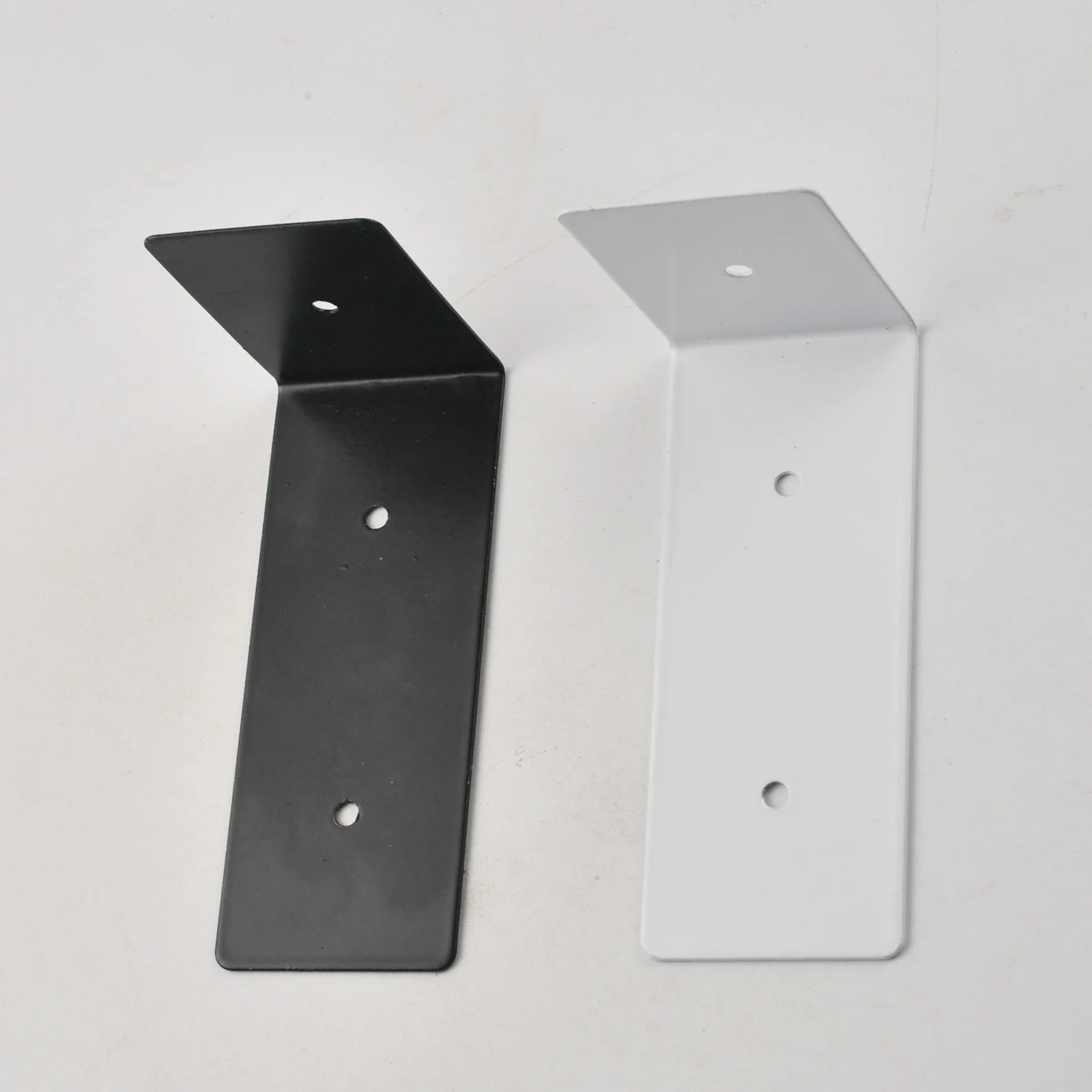 New Chinese black iron decorative box corner code support laminate connector L-shaped right angle bracket 90 degrees