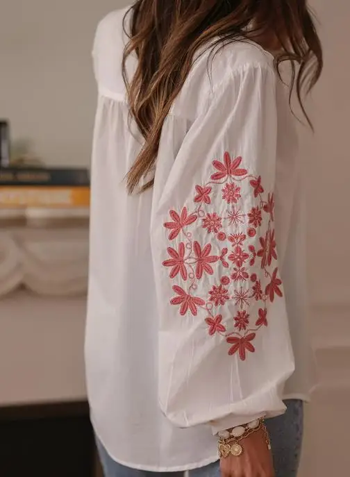 الملابس النسائية 2025 الخريف رقيقة قميص أنيق فضفاض ملصق مائي بأكمام طويلة النمط الصيني قميص خمر مطبوعة قميص أنيق