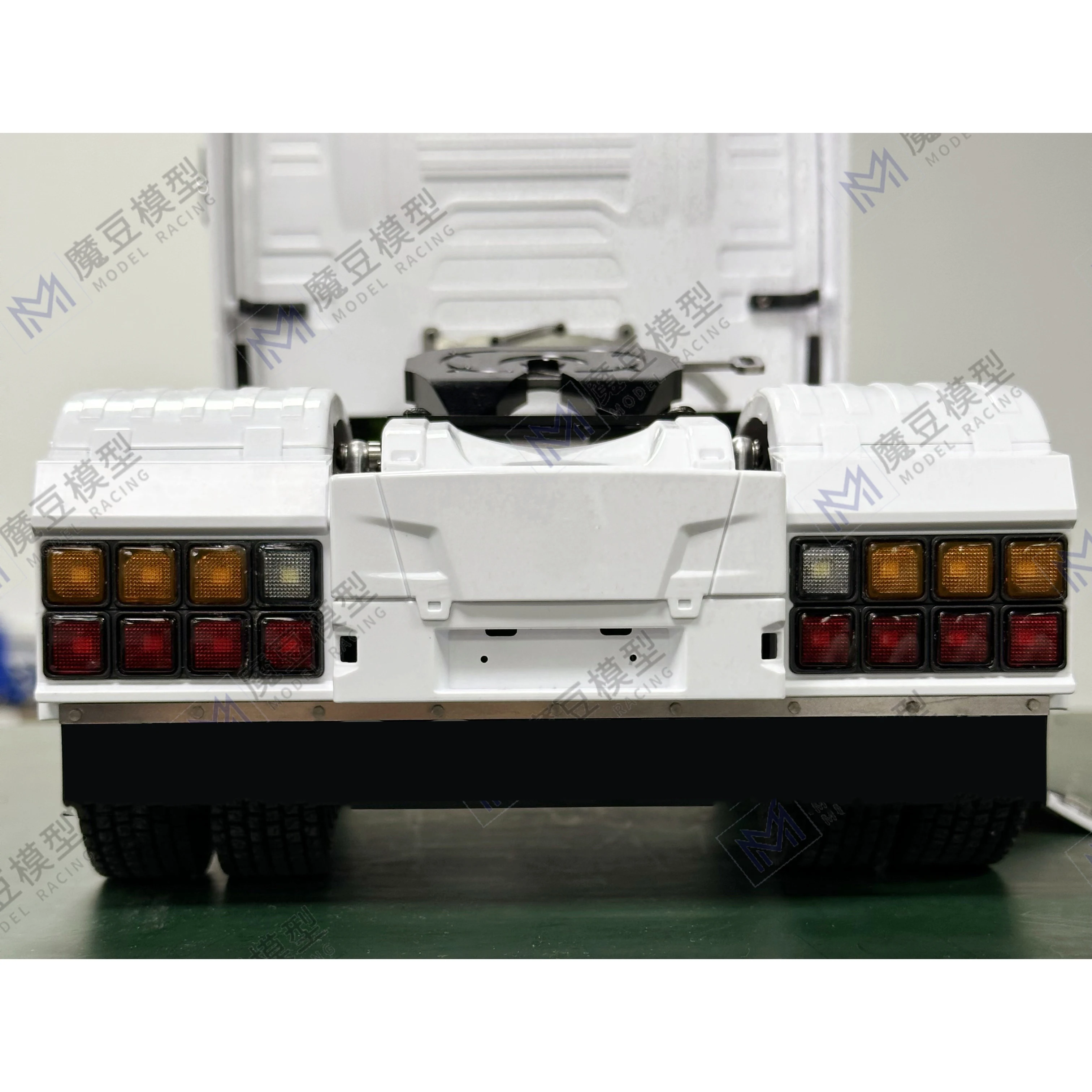 KIT de parachoques trasero de lámpara de luz trasera de simulación LED para camión Tamiya RC 1/14, remolque, volquete, coche Scania 770S, camión europeo, piezas de juguete Diy