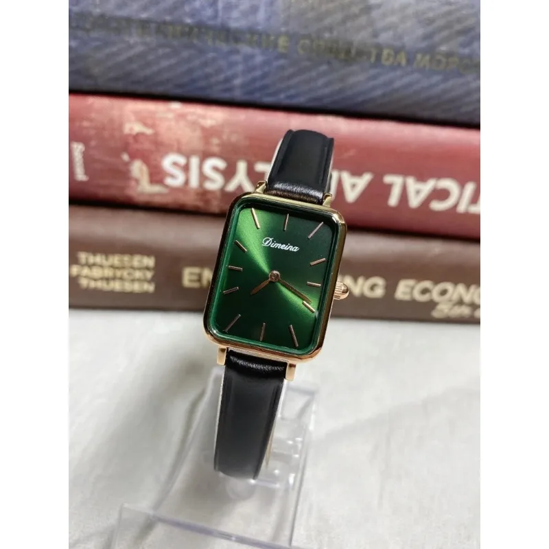 2024 new small square watch women's simple retro quartz women's watch Qixi Festival gift small green watch wheat ear steel belt