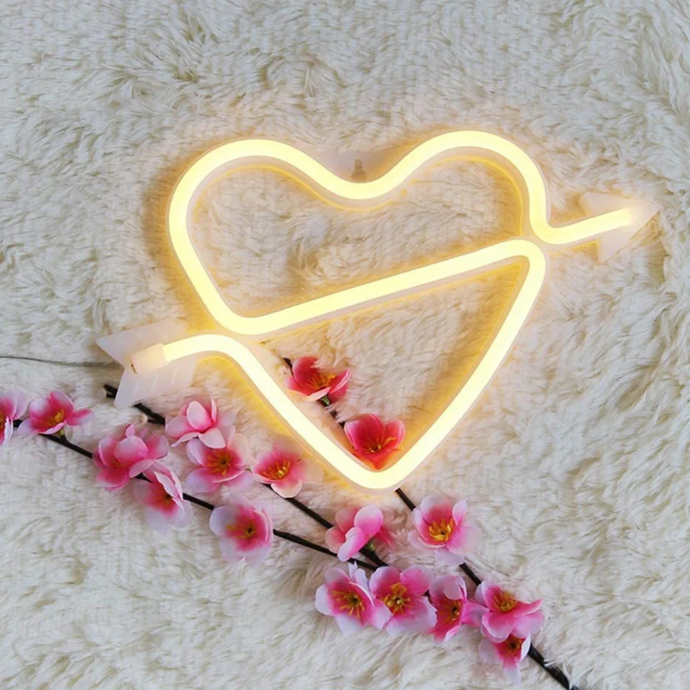 السهم من خلال على شكل قلب ضوء LED مصباح النيون جودة عالية ABS المواد الإبداعية ليلة مصباح غرفة نوم الديكور عديم الرائحة صحي