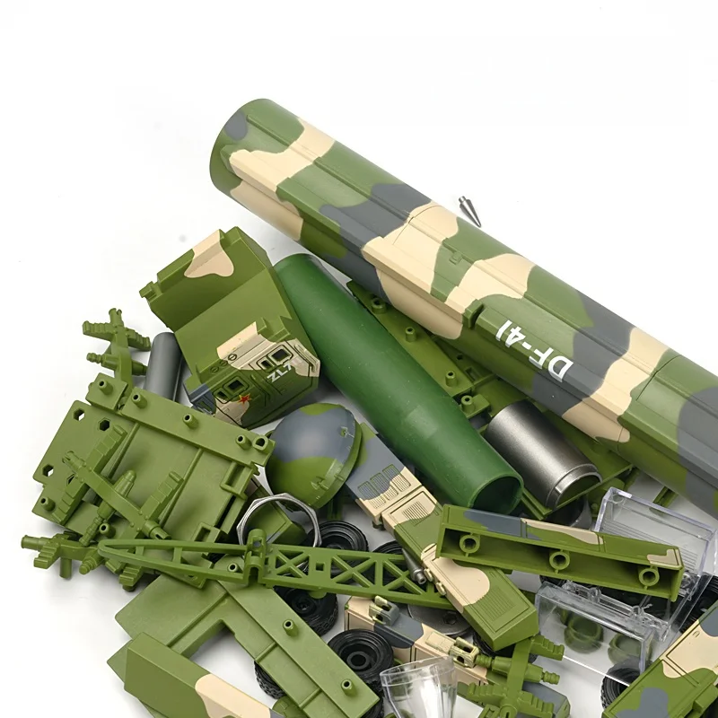 1:72 سلسلة عسكرية إبداعية اللبنات الصين DF-41 إطلاق الصواريخ بين القارات نموذج سيارة لعب للأولاد هدايا عيد الميلاد