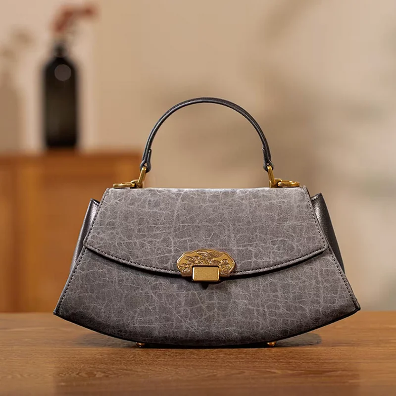 حقيبة يد نسائية فاخرة وحصرية ه - مراجعة Quiet Luxury Bags Designer وسعره