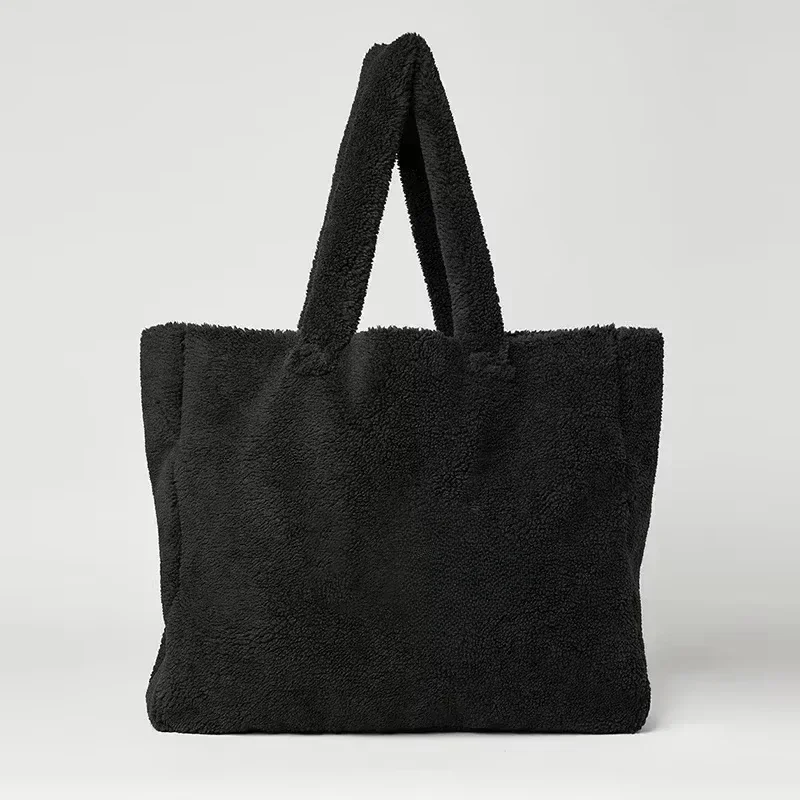 

al Yoga Faux Fur Tote Bag Magnetic Seal Large Capacity Soft and Comfortable Plush Bag Built in Pocket Convenient Bag