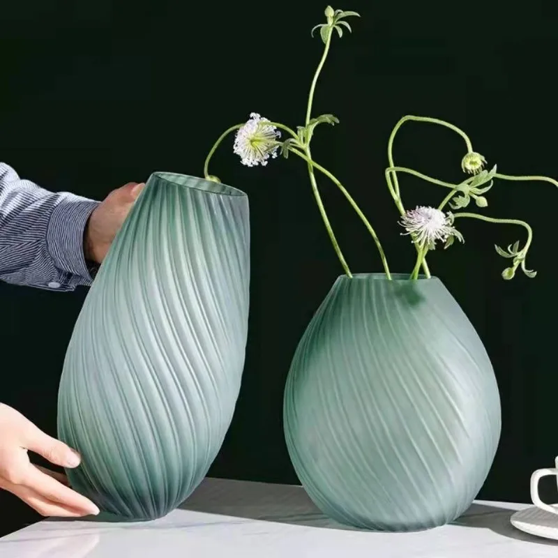1Pcs Glass Vase, Green Spiral Frosted Vase Flower Arrangement Accessories Aquarium Home Decoration