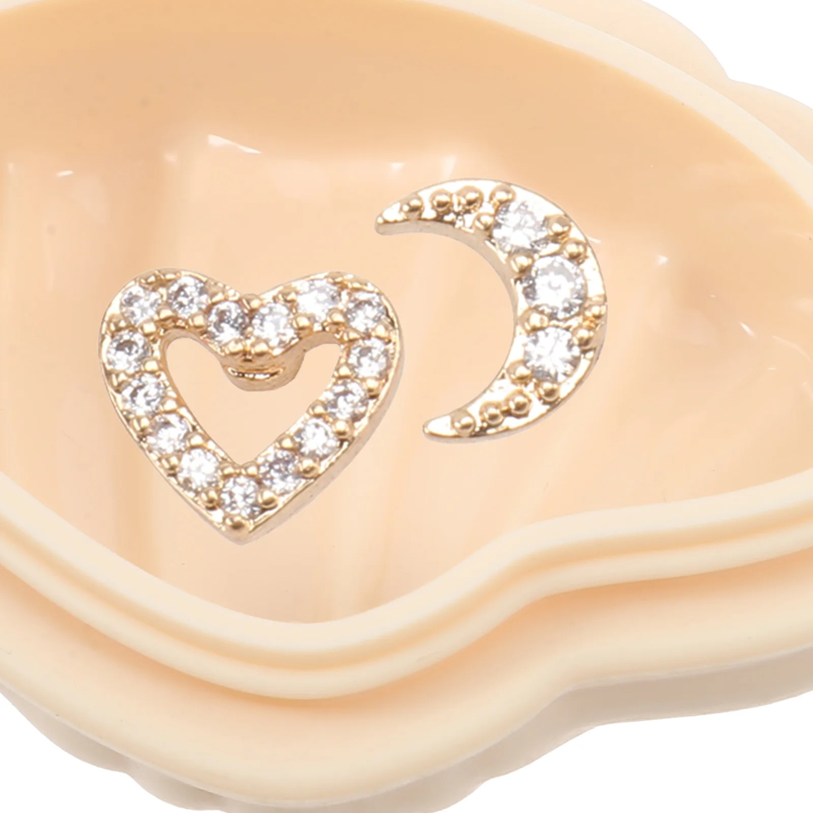

Shell Shaped Jewelry Case Candy Storage Box Gift Packaging Container Wedding Party Banquet Earring Ring Organizer Sturdy