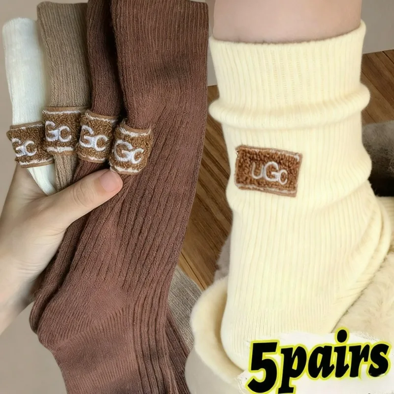 

1/5Pairs Thickened Wool Socks Winter Fashion Letter Solid Color Cashmere Mid-tube Stockings for Women Winter Embroidered Socks