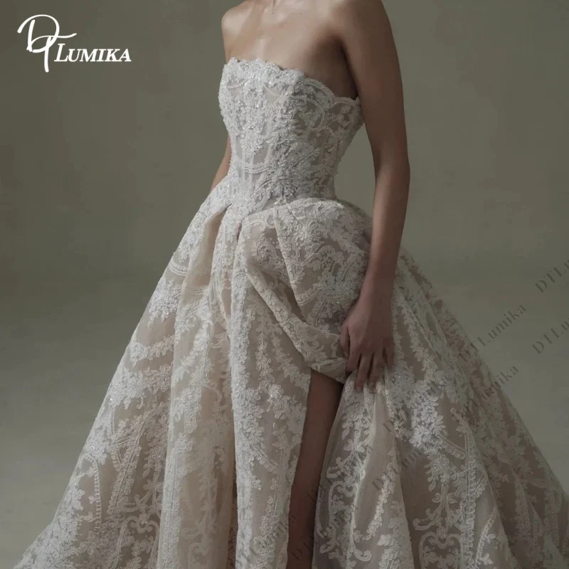 DTLumika Luxurious Couture Bridal Gown Strapless Floral Lace Wedding Dresses Customized Dramatic Long Train Bride Dresses