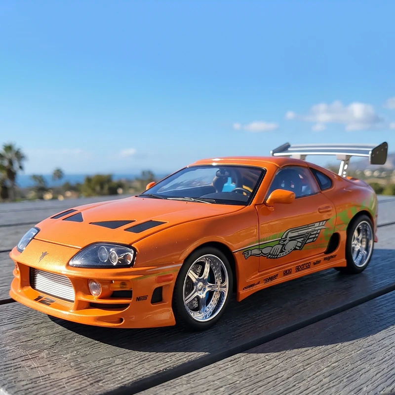 Maßstab 1:24 Supra Bull Demon King A80 Sportwagen, Legierungs-Druckguss-Automodell, Ornamente, Cabriolet, Jungen-Spielzeugauto, Geschenk
