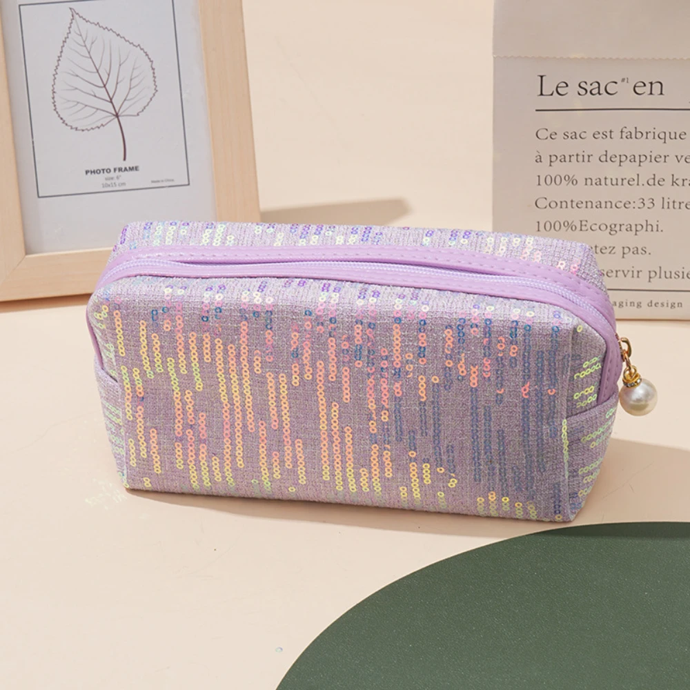 Una borsa per il trucco-borsa per il trucco con glitter ricamata piccola fragranza livello di aspetto elevato ins rete A vento rossa la stessa