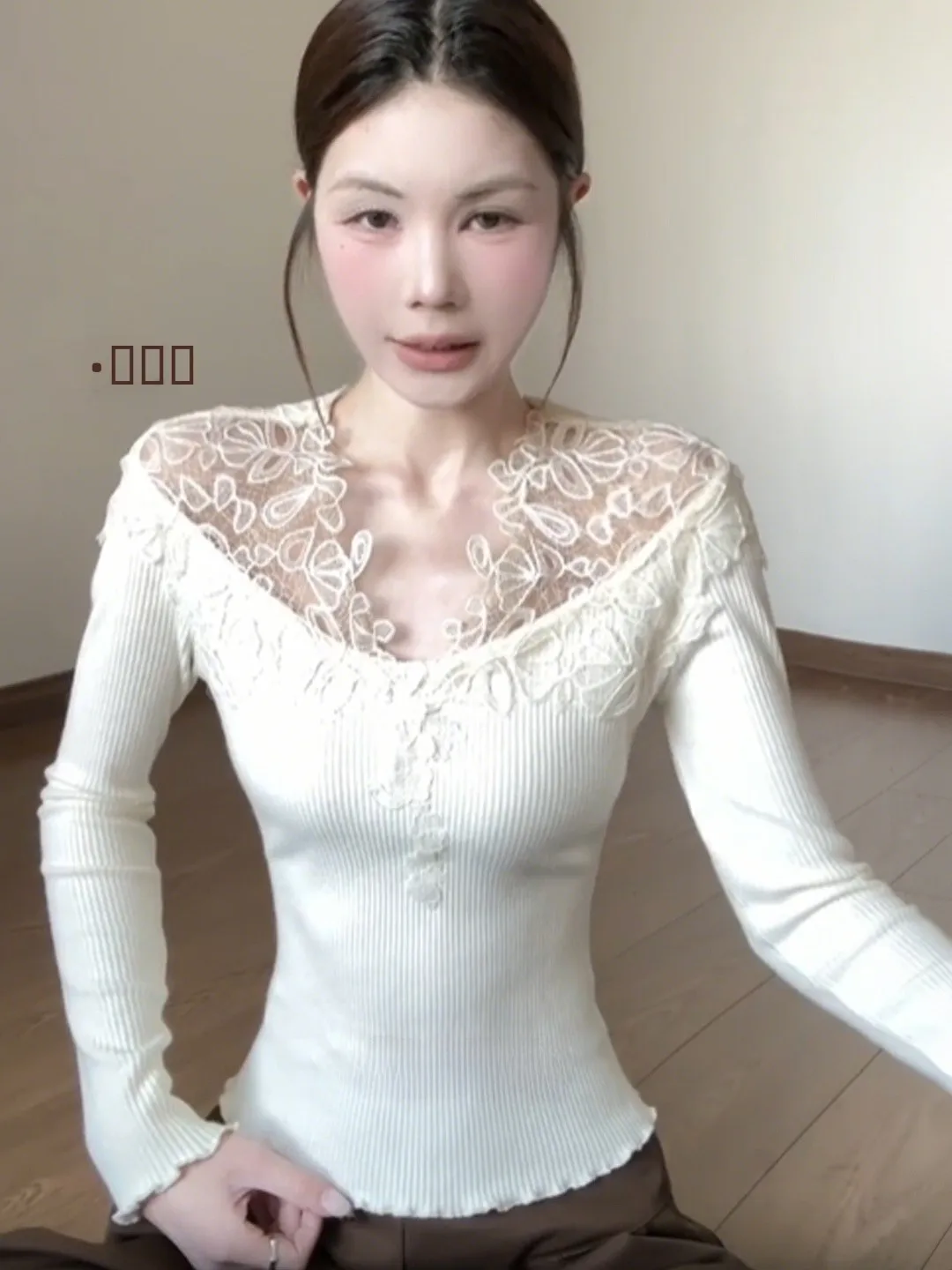 

Белая кружевная трикотажная базовая кофта с длинным рукавом для женщин, весенняя, премиум-класса, облегающая, в корейском стиле, для повседневной носки