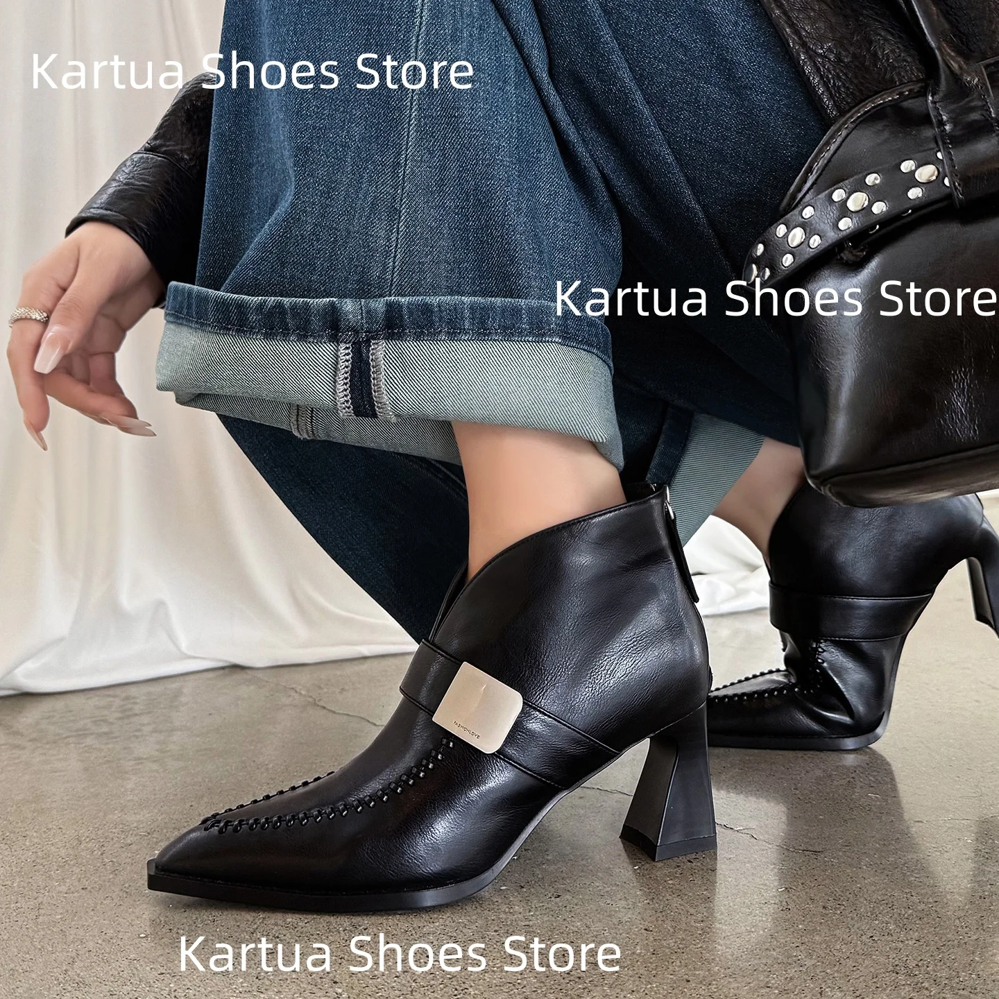 

Women Leather Pointed-Toe Ankle Boots Metal Square Buckle Design Modern Elegant Block Heel Side Zipper Office-Casual Daily Shoes