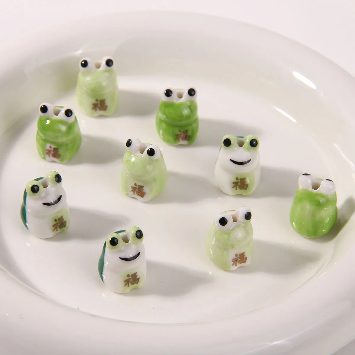 DW68 Frog Hand-drawn Ceramic Beads Loose Green Cartoon Series Beads Jewelry Making Porcelain Handmade Diy Jewellery Accesorios