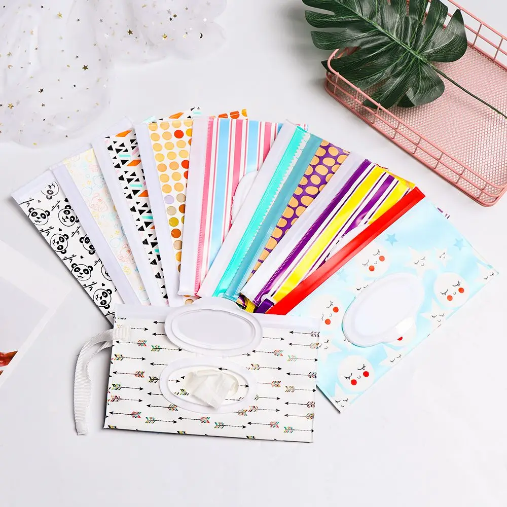 1 Pcs Wet Wipes Bag Fashion Wipes Carrying Case Clutch and Clean Stroller Cosmetic Pouch Tissue Box Stroller Accessories