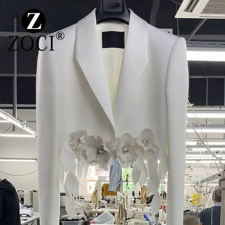 [ZOCI]   Popular Small Fragrance Style White Shoulder Suit Short Jacket 2024 New Early Spring Design Feeling Thin Outer