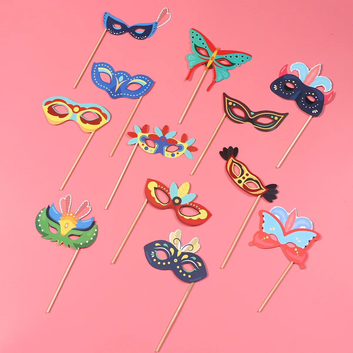 2 Set Carnival Mask Design Handheld Photo Props Set Colorful Paper Photo Booth Props Set Photography Accessories Festival Party