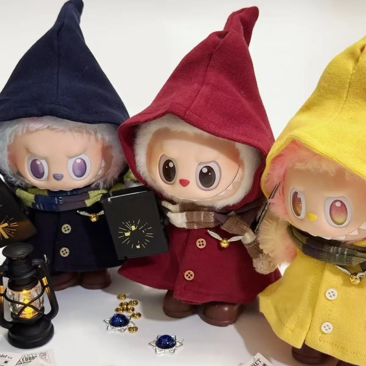 

Suitable for 17cm cloth clothes blind box universal sitting and standing plush doll accessories cloth magic cloak set no doll