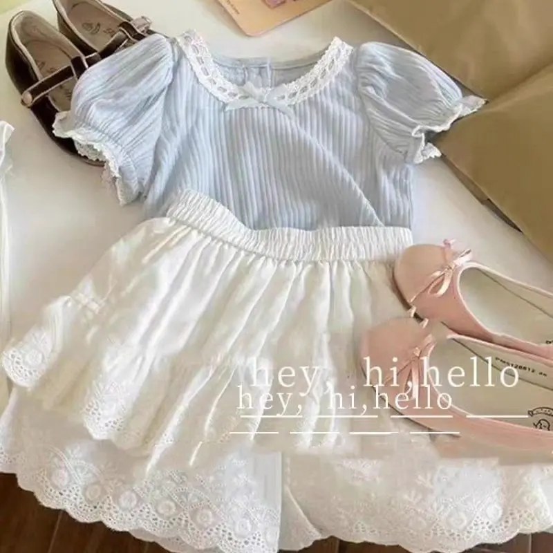 

2024 Summer New Girls Pullovers Spliced Lace O-Neck Bow Screw Thread Short Sleeve Loose Fashion Sweet Elastic Ruffles Shorts Set