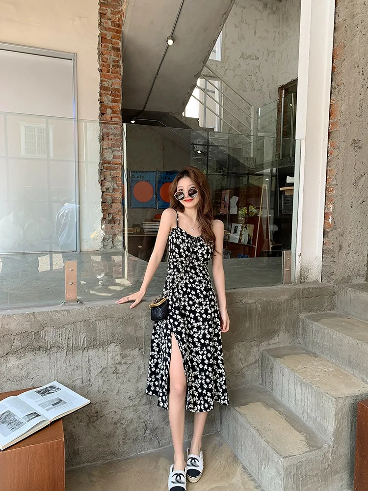 [Four-Sided Stretch Back Smocking] Strap Floral Dress Women's Summer French Slimming Small Printed Bottoming Skirt