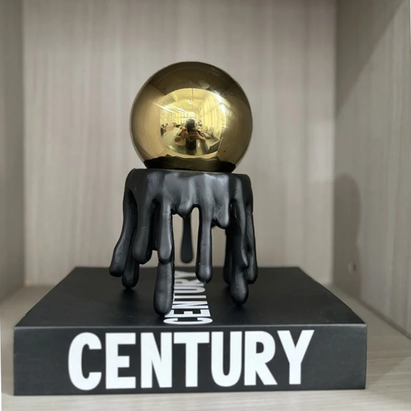 

Abstract Art Spherical Octopus Figurine Resin Handicrafts Water Drop Golden Ball Ornament Decorative Figurines Home Decoration