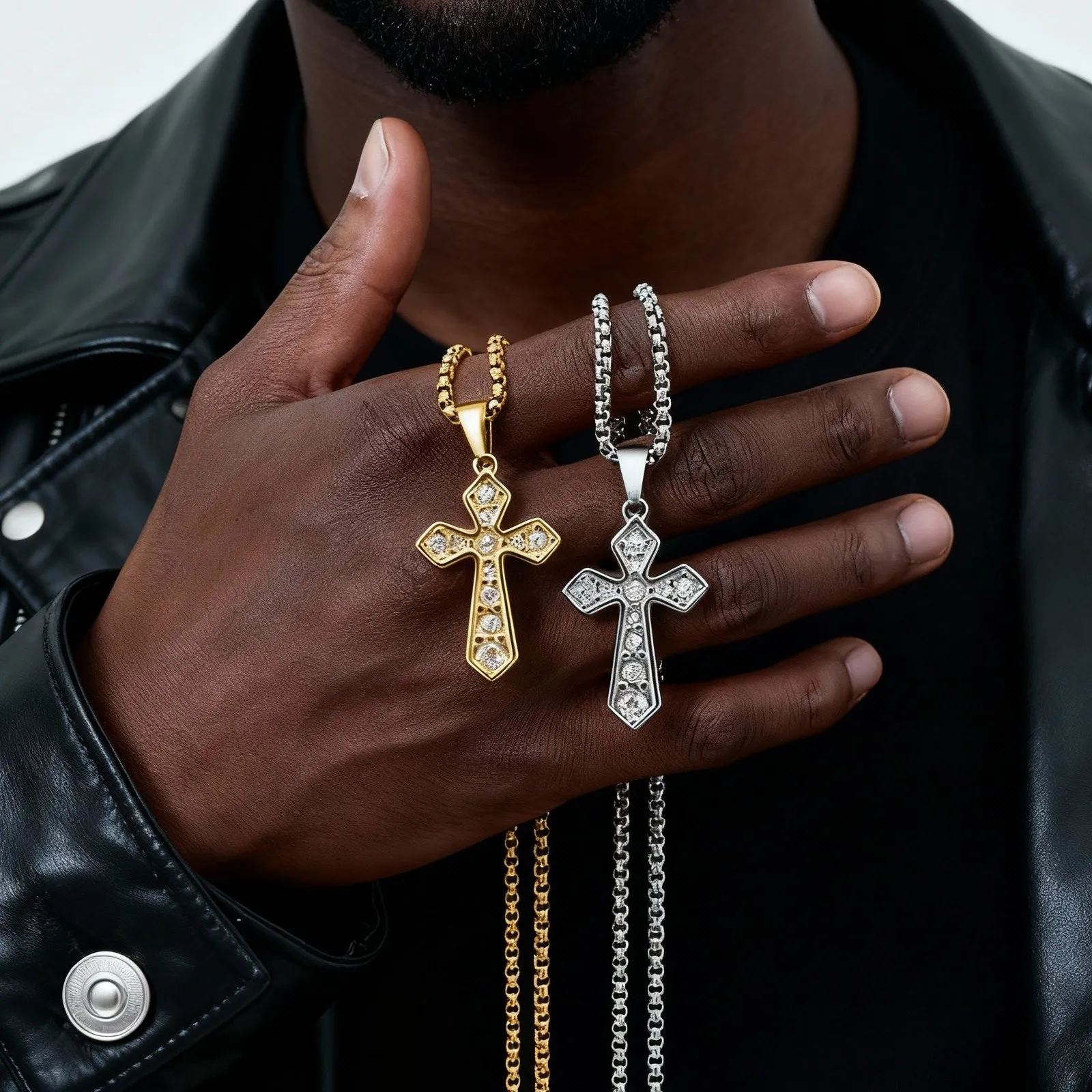 Schicke Kreuz-Halskette für Männer und Frauen, Edelstahl-Zirkon-Kreuzanhänger, christlicher klassischer Schmuck als Geschenk – Detail 1