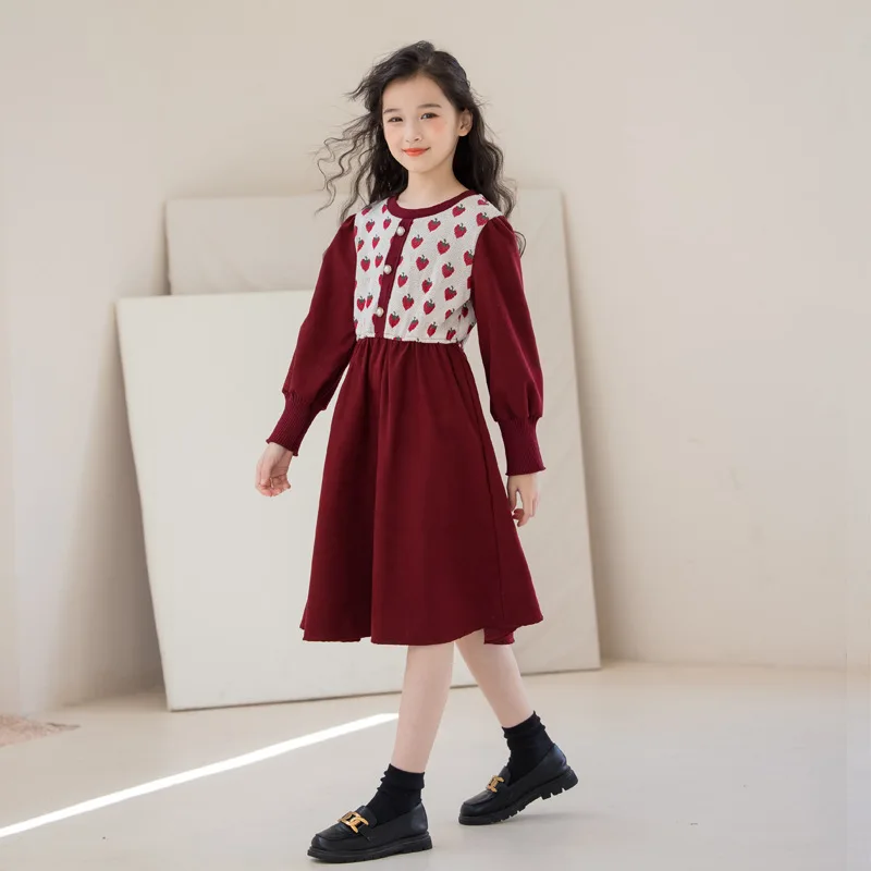 

2025 Autumn Baby Girls Dress Strawberry Printed Round Neck Children Girls Dress Knitted Long Sleeves Kids Girls One-piece Dress