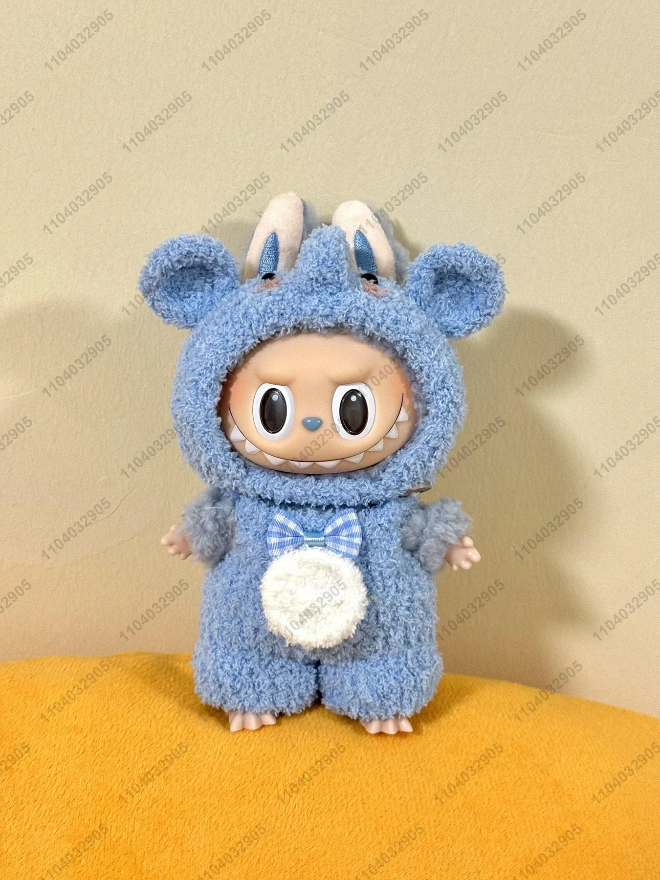 Labubu The Monsters Kawaii Blue Elephant Costume Clothes High Quality Vinyl Doll Action Figure 1:1 Replica Bag Charm Pendant