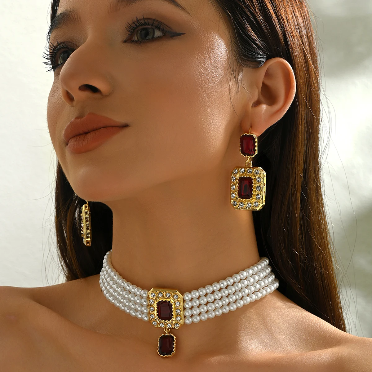 

Elegant Ladies' Faux Pearl Necklace And Earring Set with Square Pendant Handmade Beading Moroccan Trend Bridal Kit