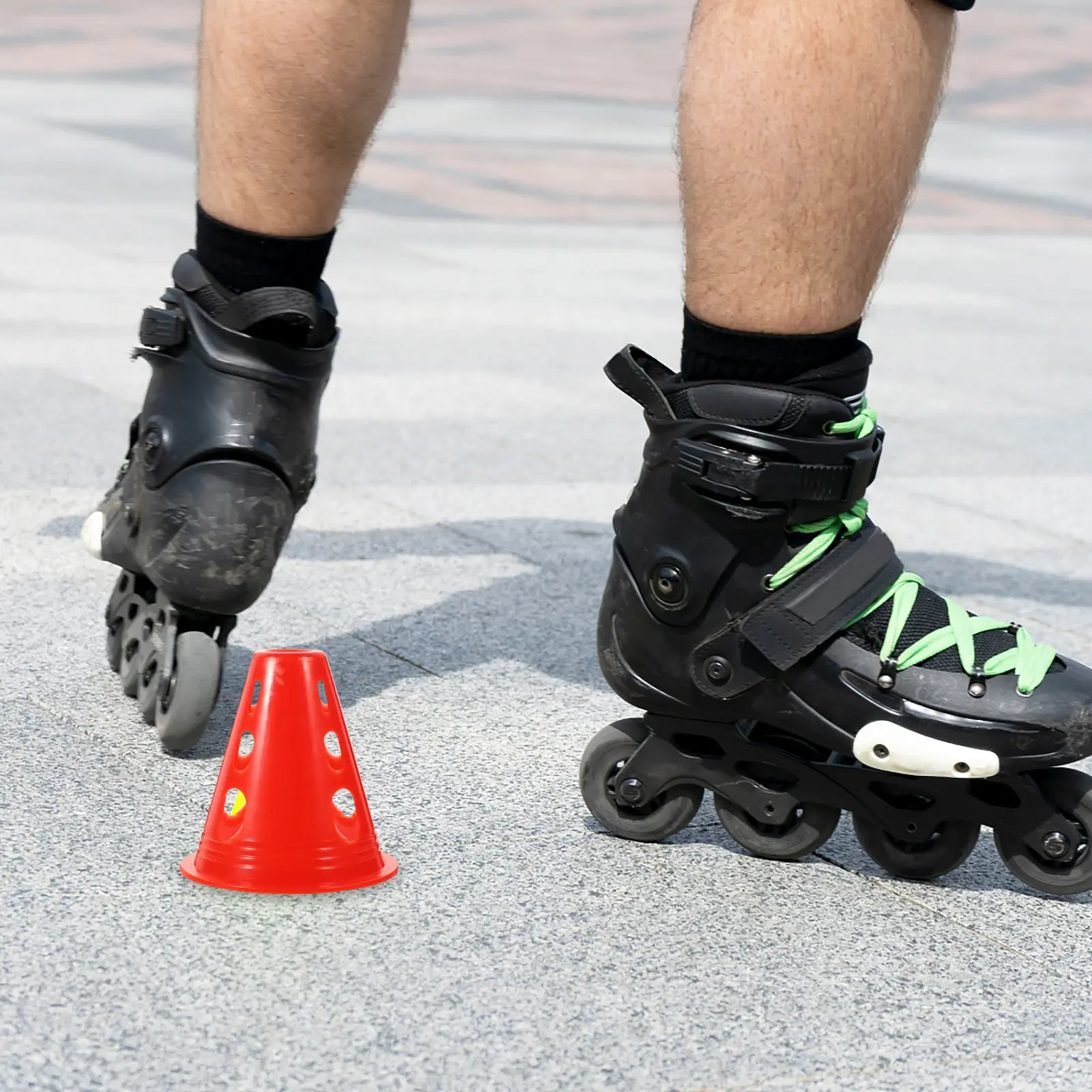 20-cones-de-patinacao-a-prova-de-vento-marcadores-reutilizaveis-em-formato-de-cone-para-treinamento-de-agilidade-treinamento-de-velocidade-futebol