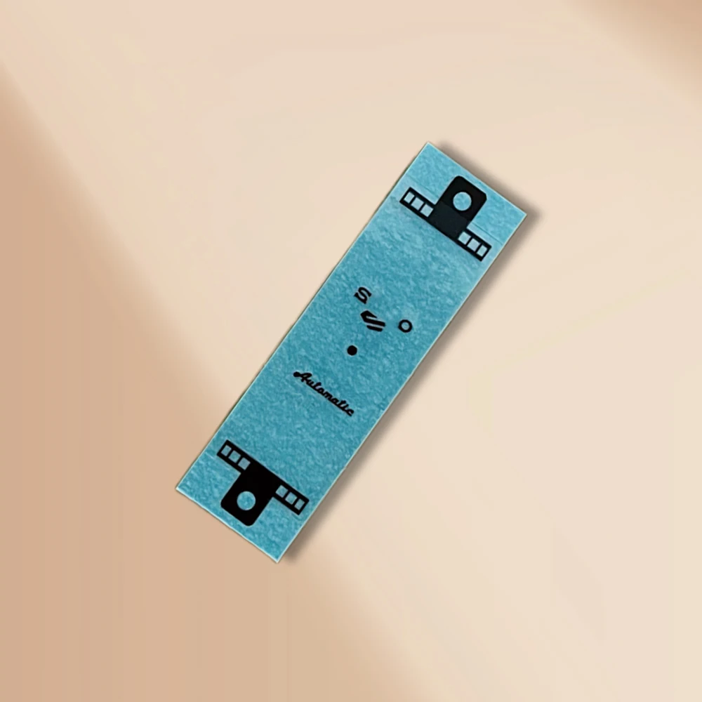 ملصقات معدنية من النيكل بشعار SS بأربعة ألوان مع أداة إصلاح ملحقات تعديل الساعة المريحة الأوتوماتيكية ﻿