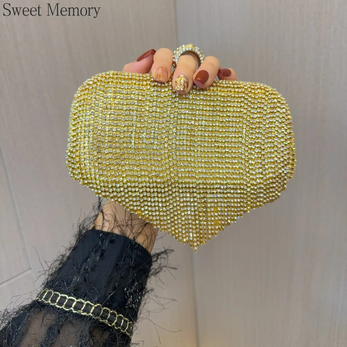 Bolso J150 2025, bolso con diamantes de imitación y borla dorada y negra con memoria dulce, vestido de noche, bolsos con incrustaciones de diamantes para banquete, bolso de alta sociedad