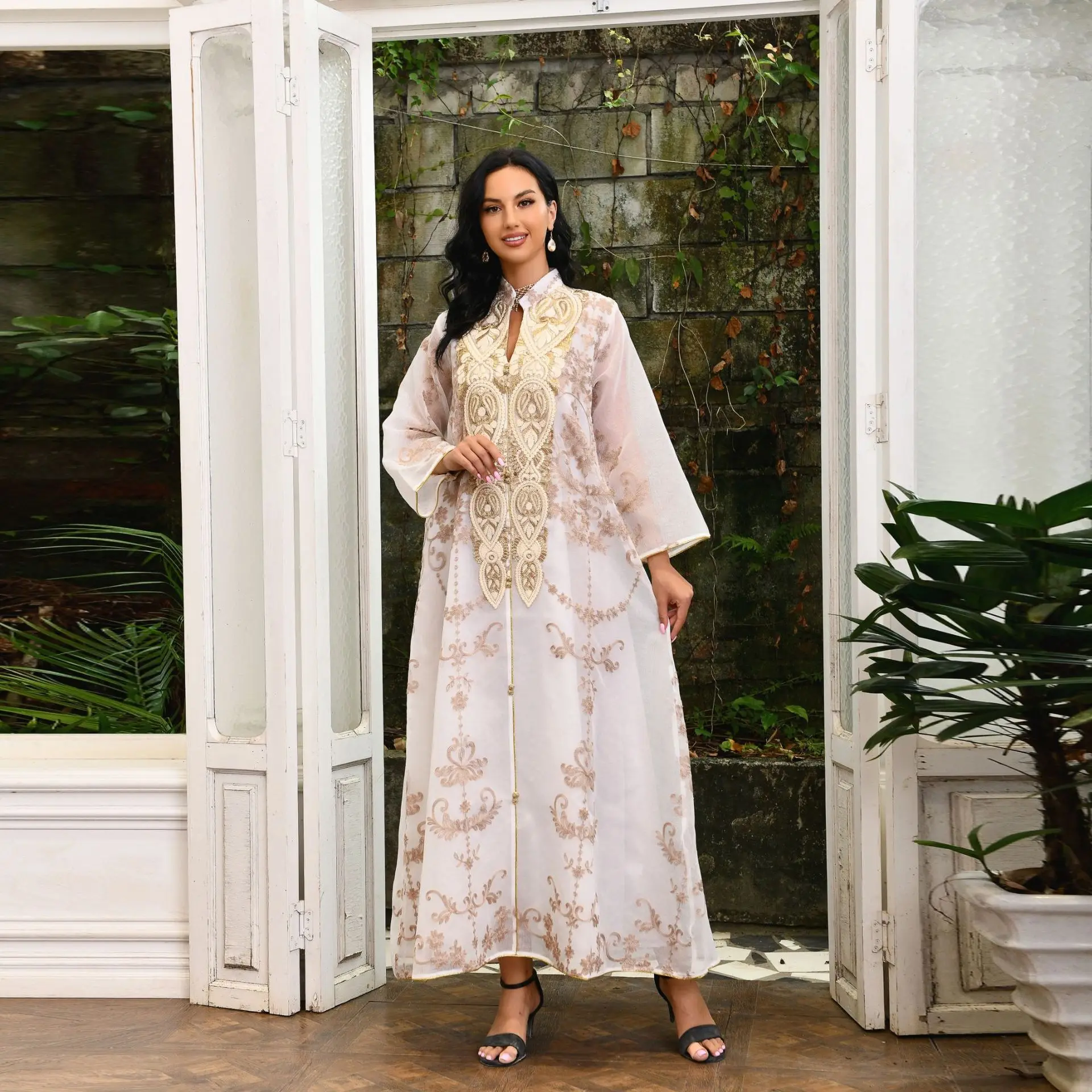 イスラム教徒中東ドバイアバヤメッシュ刺繍アップリケドレスファッションイブニングドレスサウジスタイル女性ロングルーズドレスアバヤ